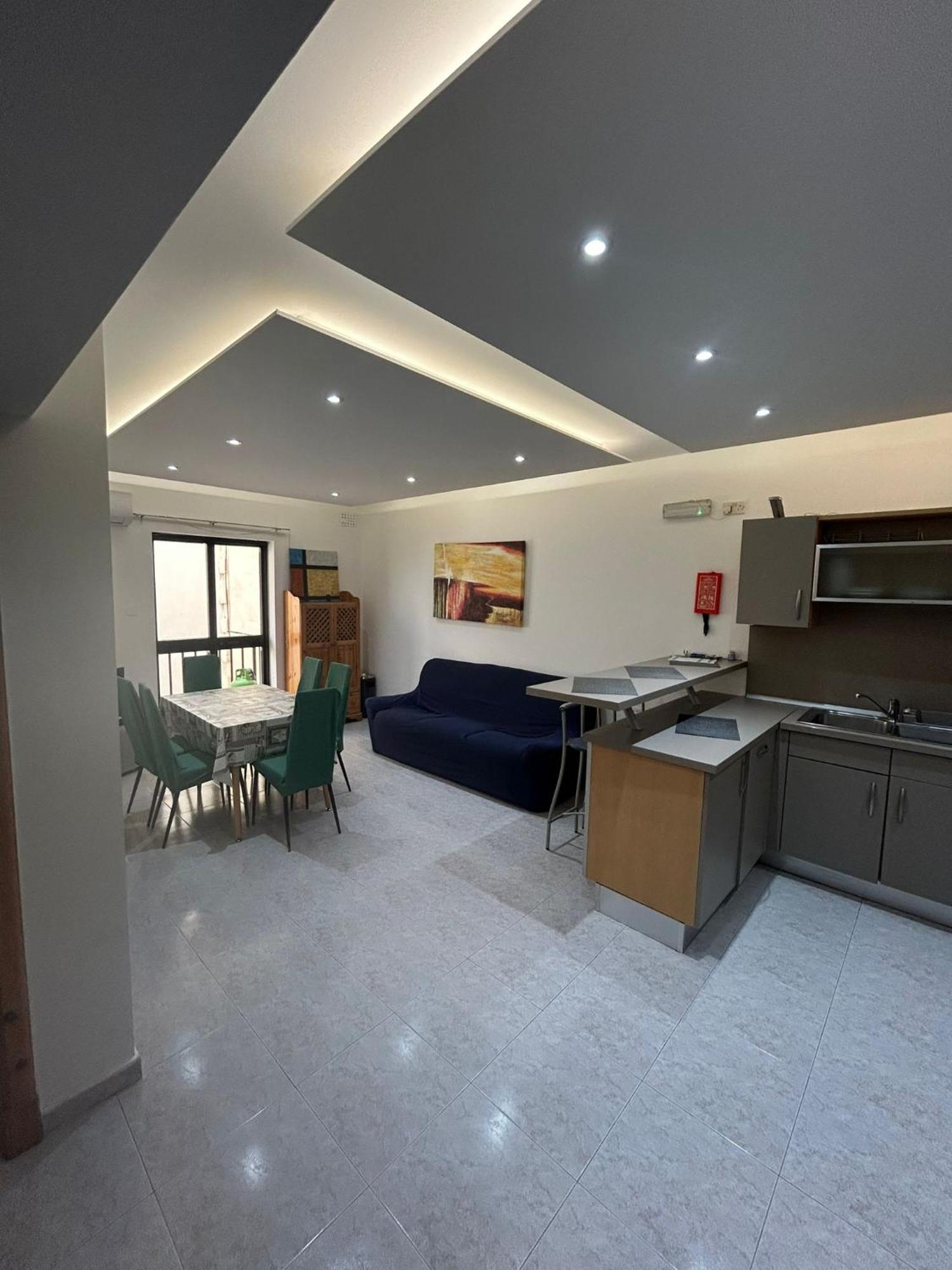No 6 Poseidon Apartment سانت جوليان المظهر الخارجي الصورة