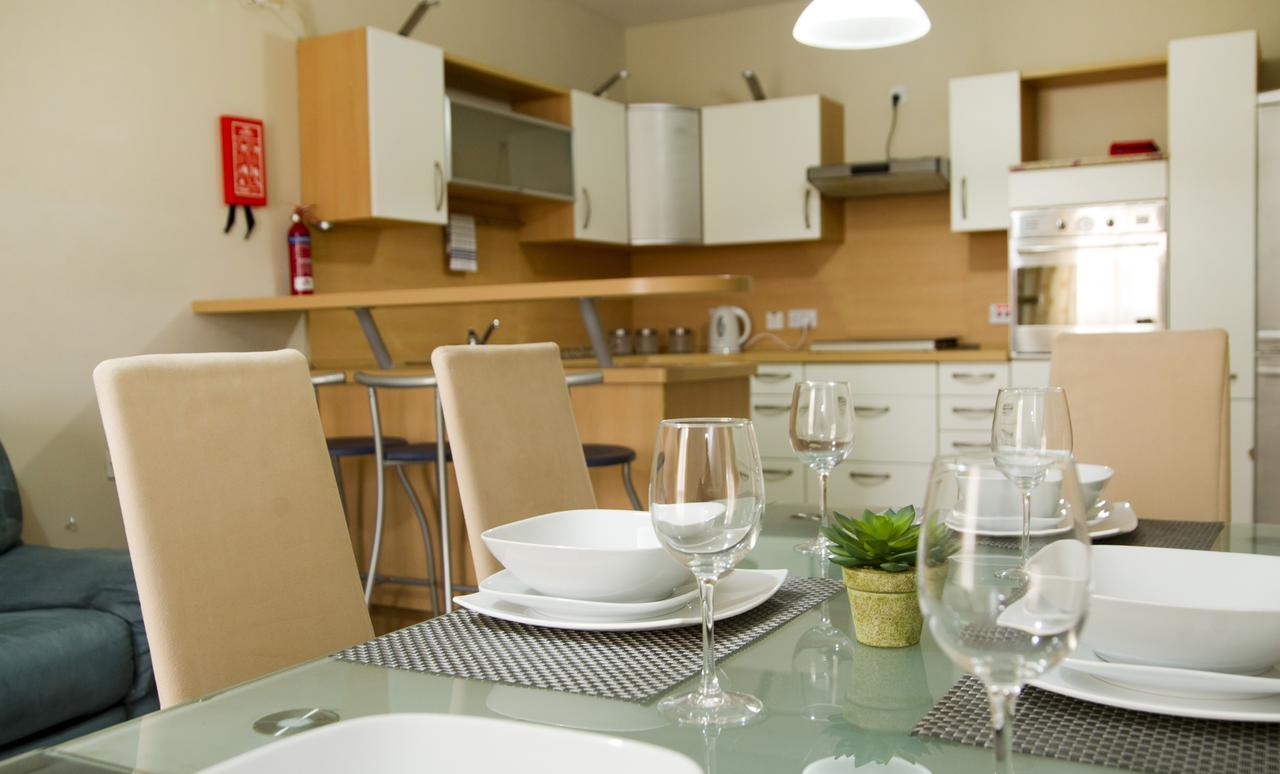 No 6 Poseidon Apartment سانت جوليان المظهر الخارجي الصورة